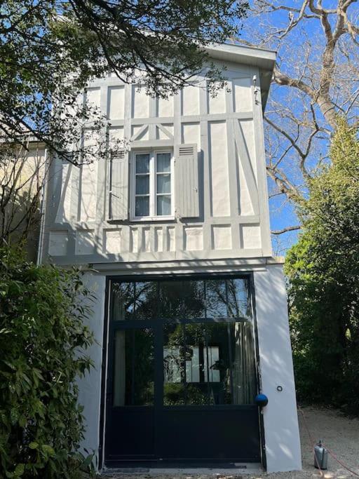La Maison Du Gardien Ла-Рошель Экстерьер фото